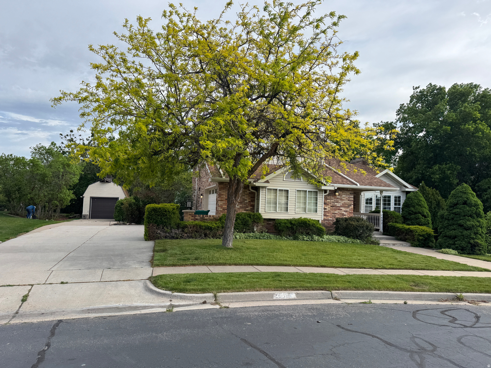 COTTONWOOD - Residential