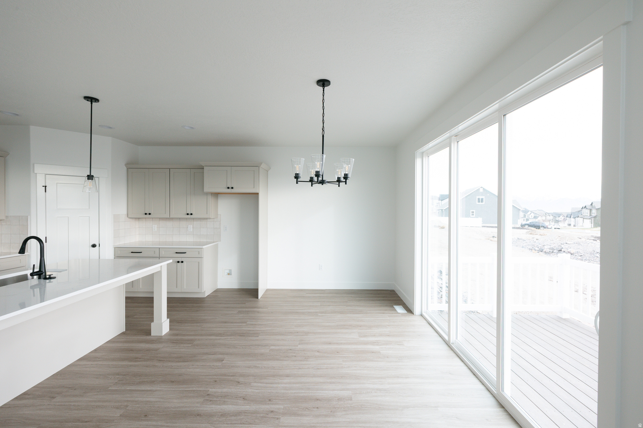 RIDGEHORNE - Residential