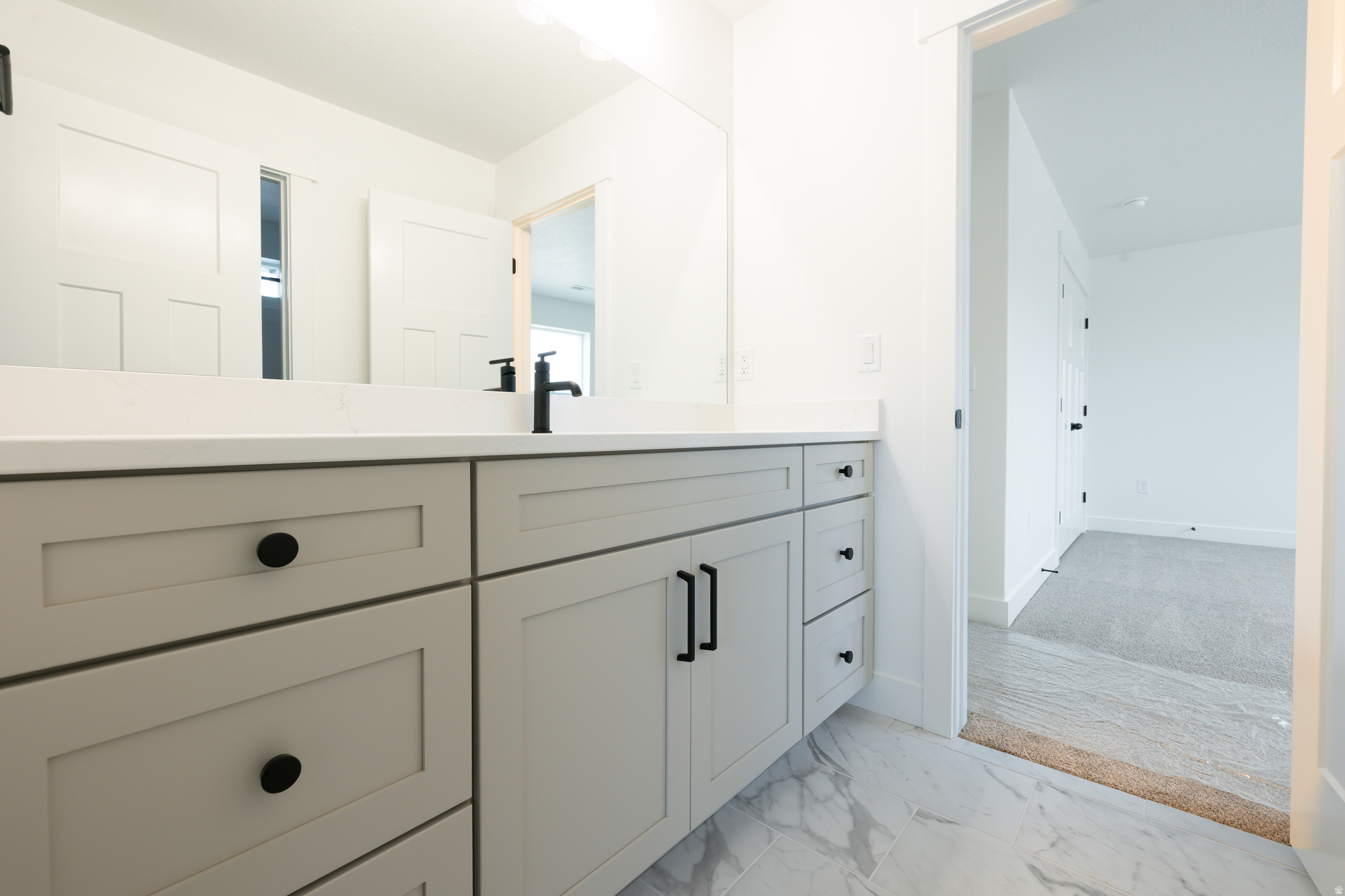 RIDGEHORNE - Residential