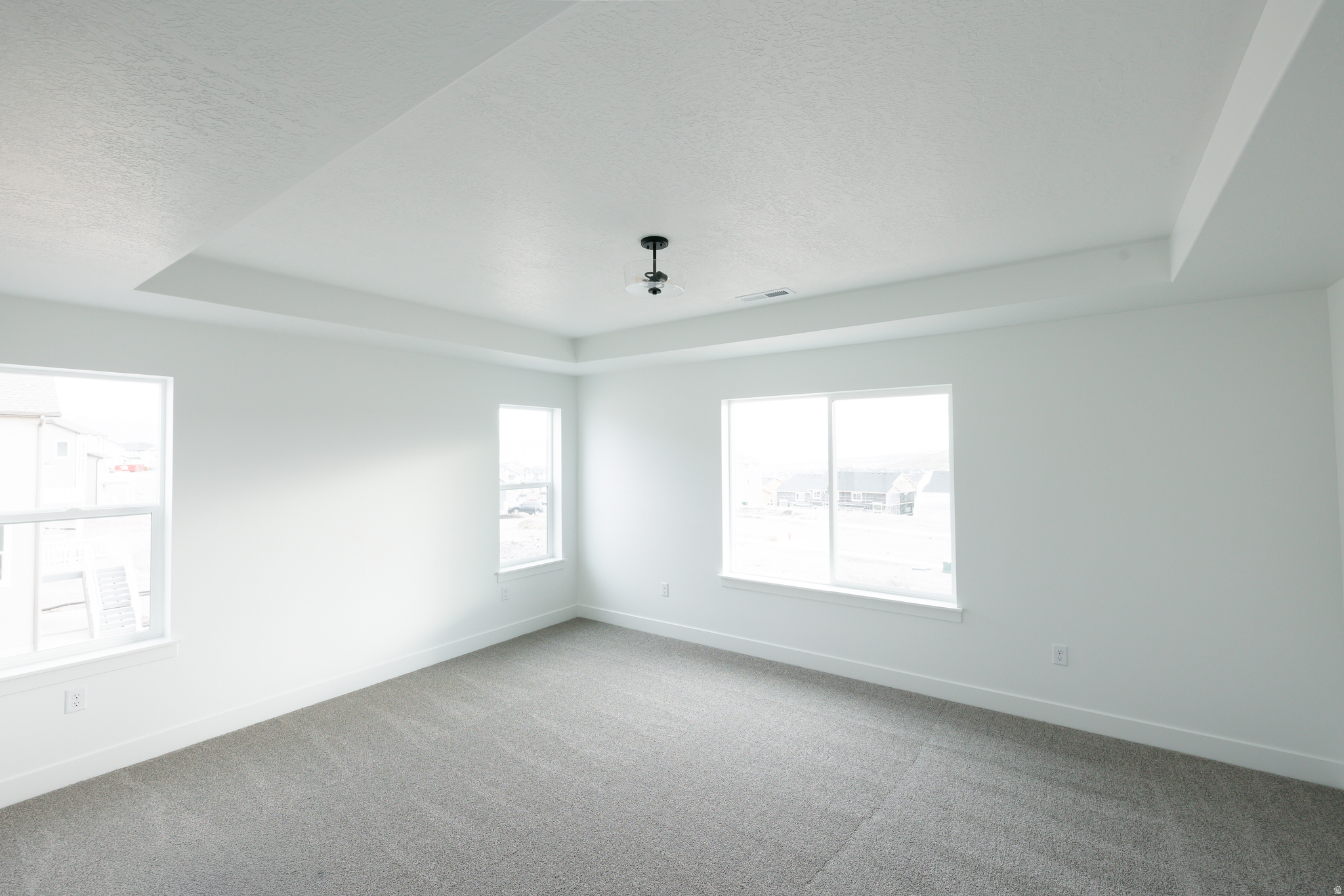 RIDGEHORNE - Residential