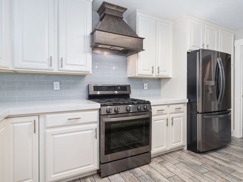 Tiny photo for 4115 N 125 W, Pleasant View, UT 84414 (MLS # 2148671)