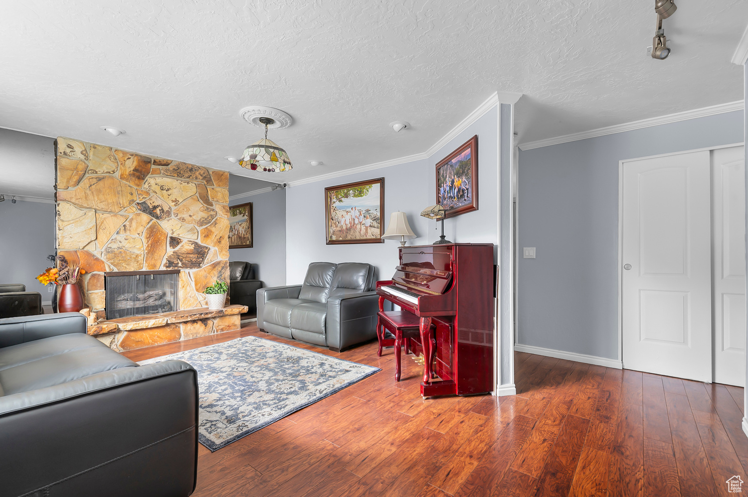 BLAKE HEIGHTS NO. 11 - Residential