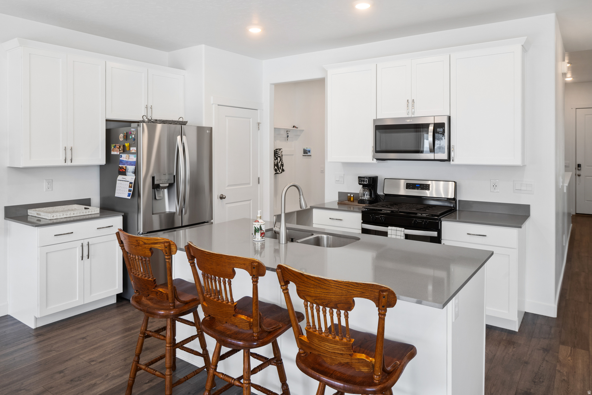 FOOTHILL VILLAGE - Residential