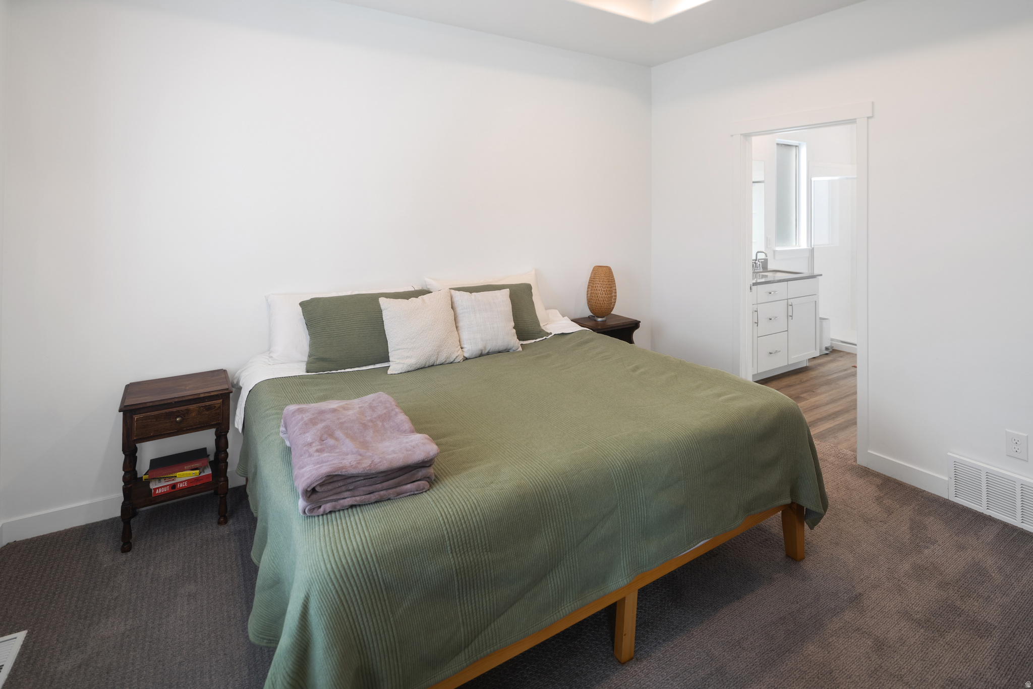 FOOTHILL VILLAGE - Residential