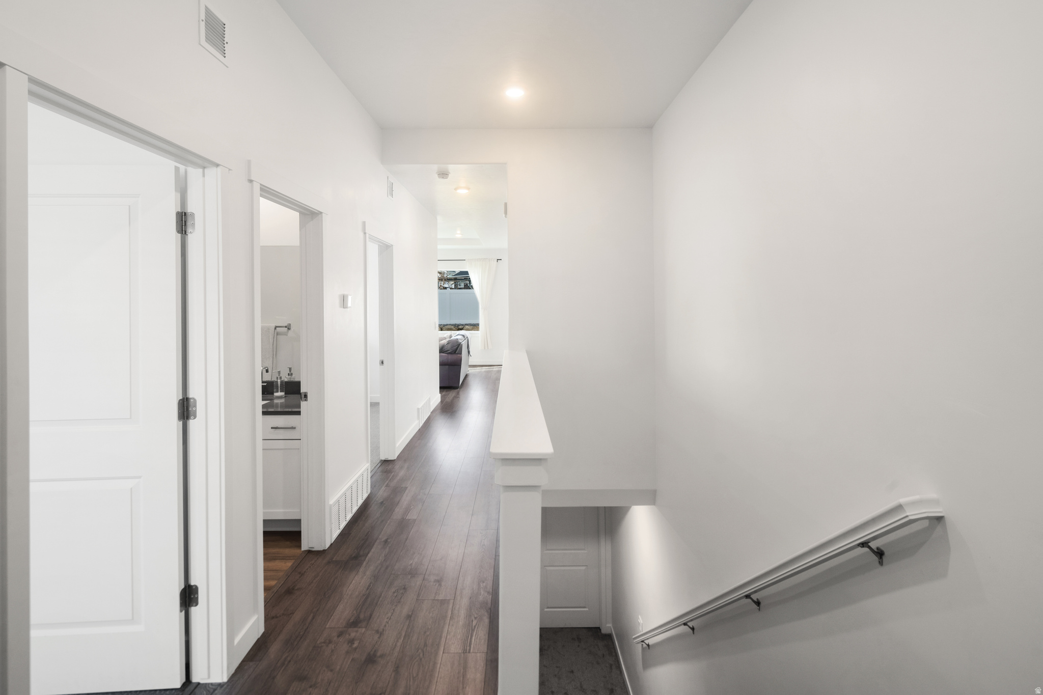 FOOTHILL VILLAGE - Residential