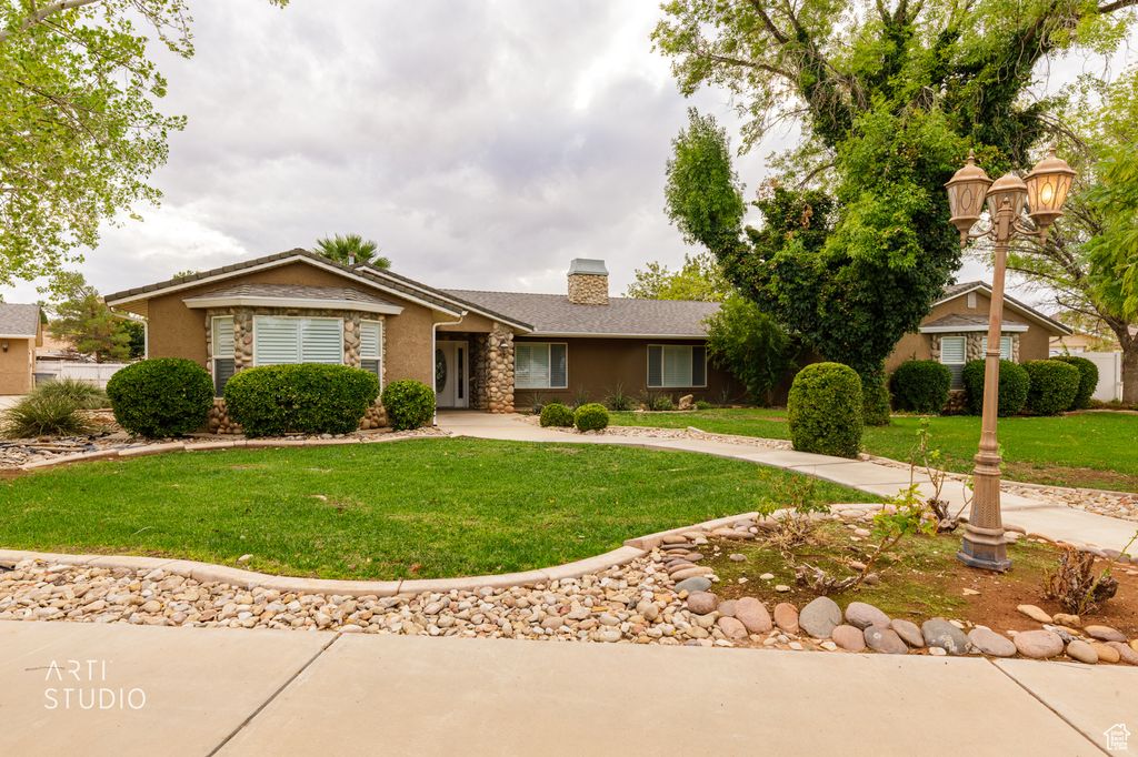 Photo of 2897 S PALM CIR, Saint George, UT 84790 (MLS # 2118272)