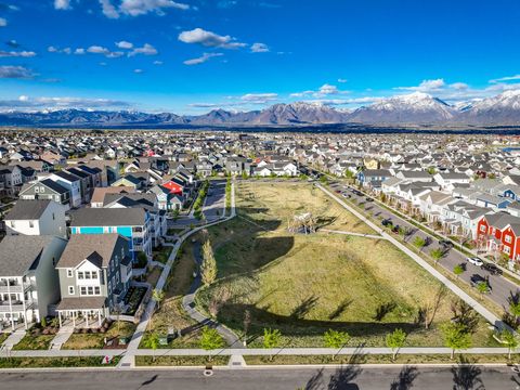 Tiny photo for 10777 S LAMOND DR W, South Jordan, UT 84009 (MLS # 2141455)