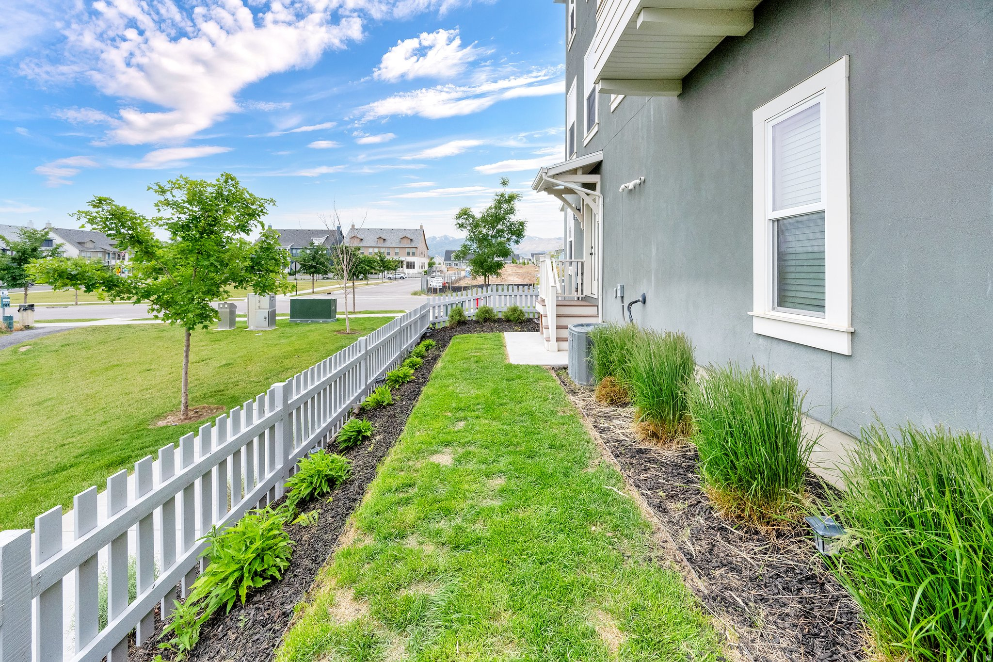 DAYBREAK - Residential