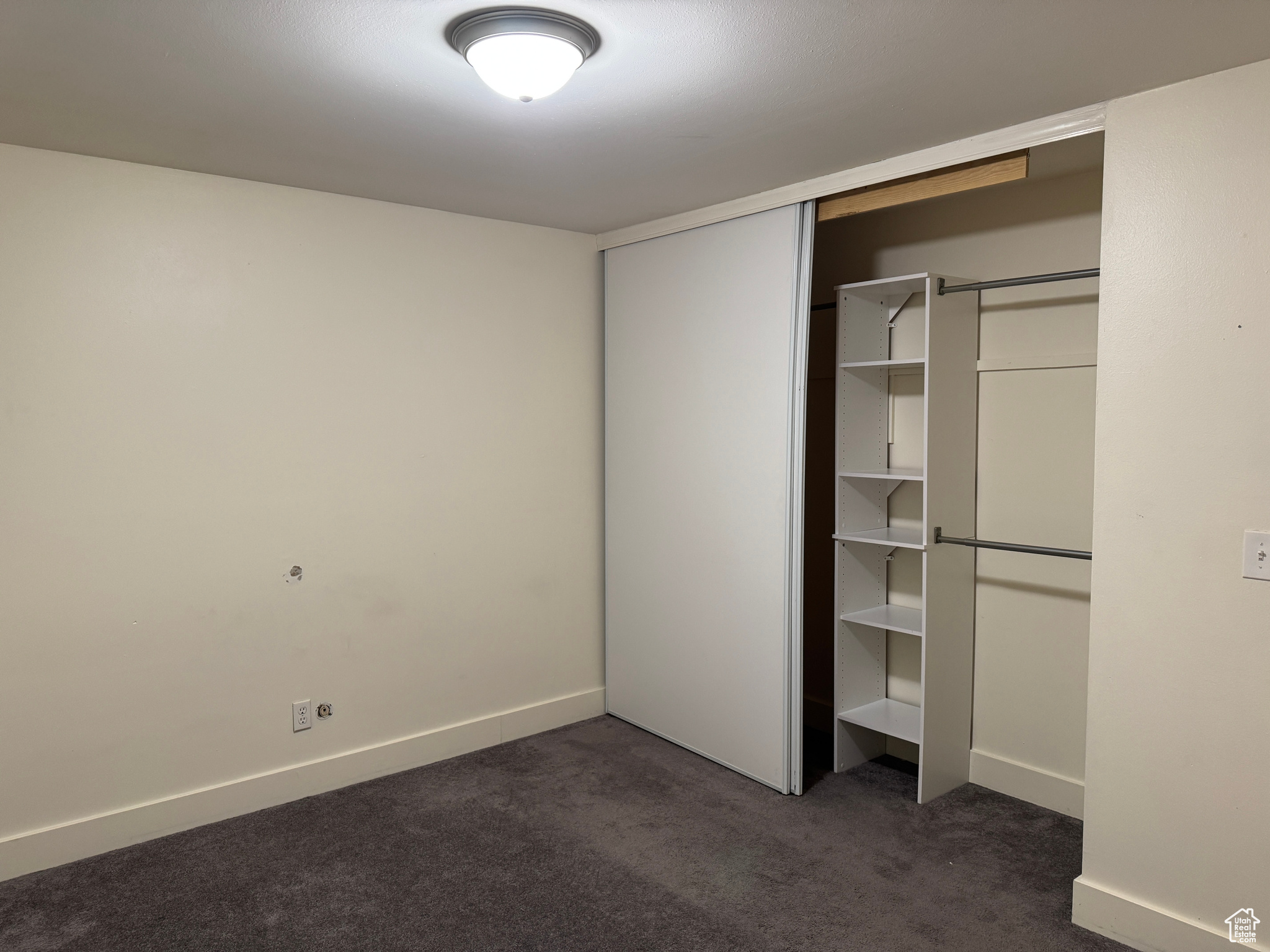 ELM TREE CONDO - Residential