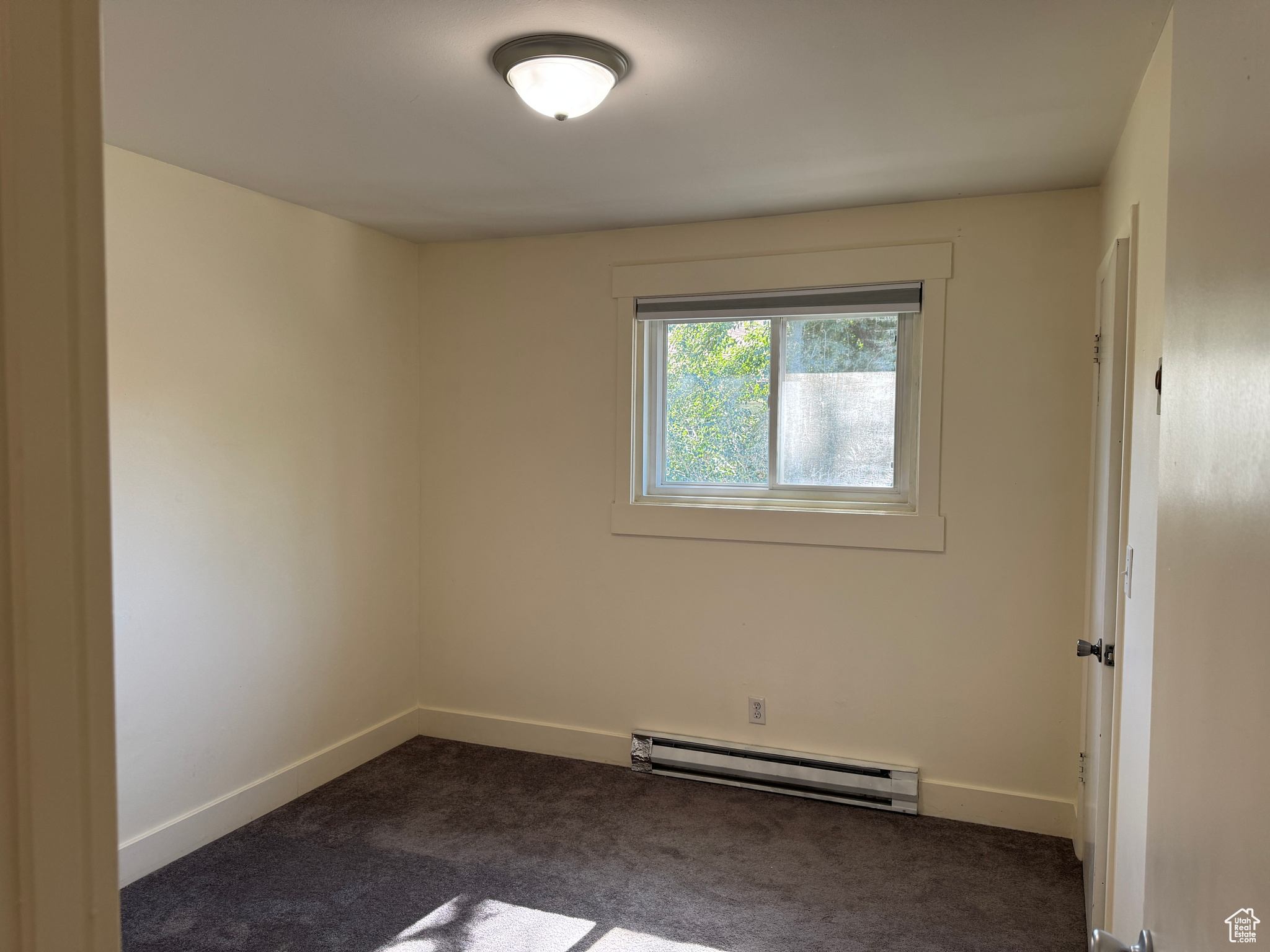 ELM TREE CONDO - Residential