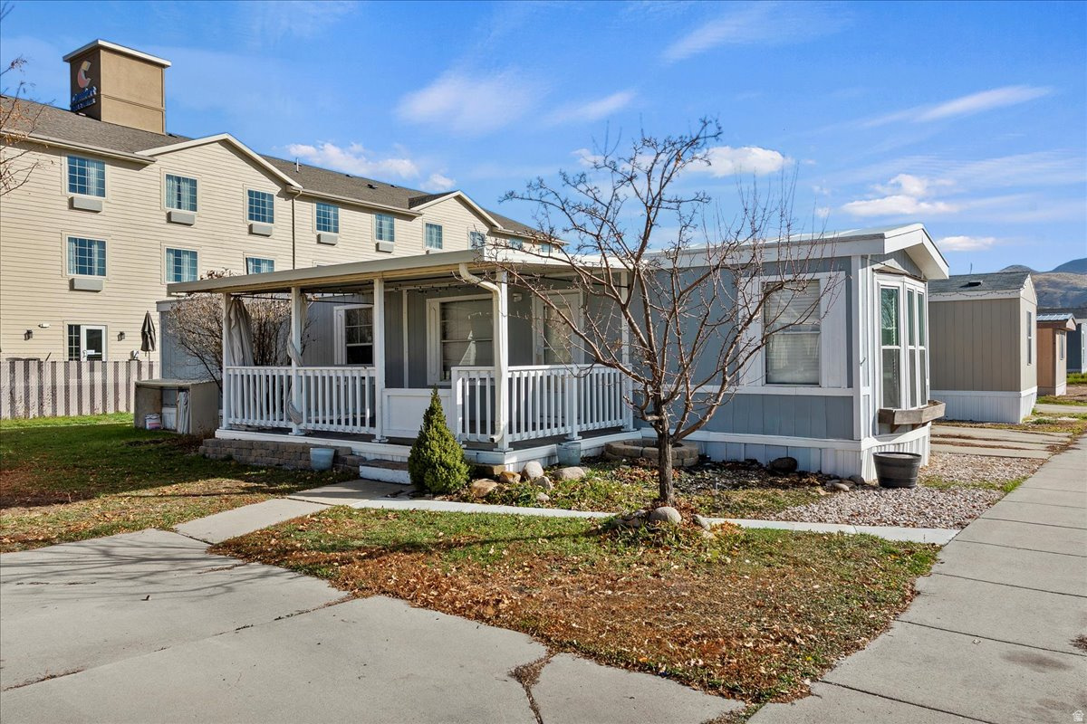 MORGAN MOBILE HOME COMMUNITY - Residential