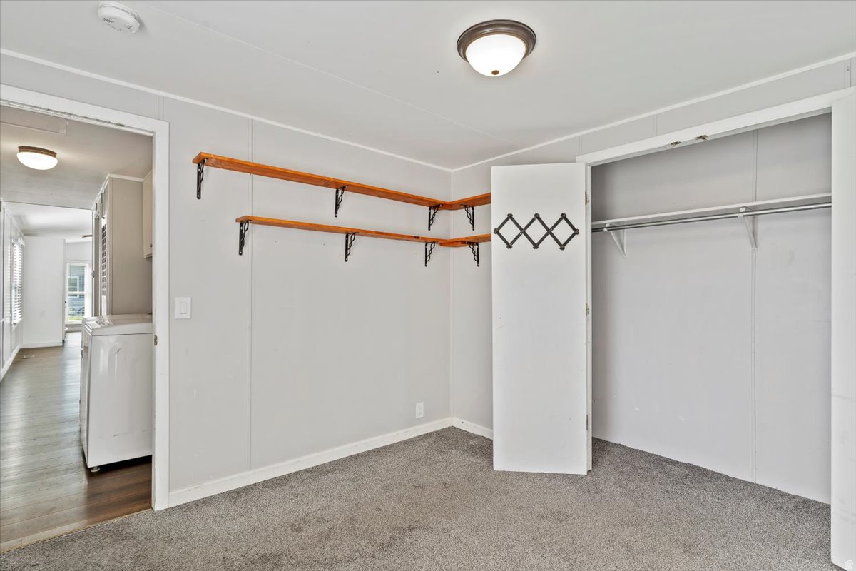 MORGAN MOBILE HOME COMMUNITY - Residential