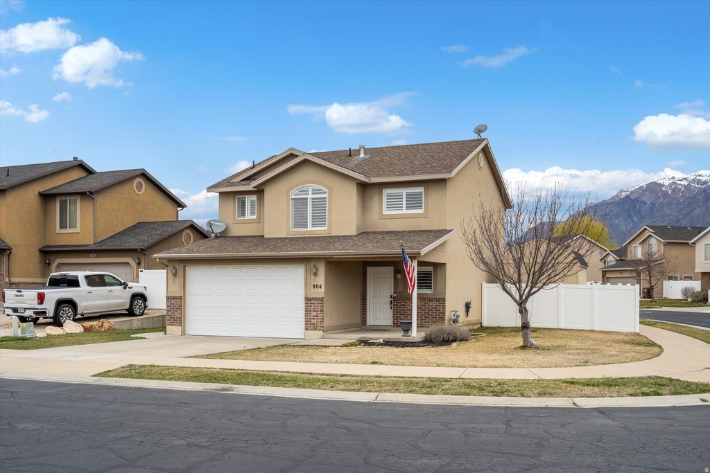 Photo of 804 WILLOWBROOK LN, Pleasant View, UT 84404 (MLS # 2143947)