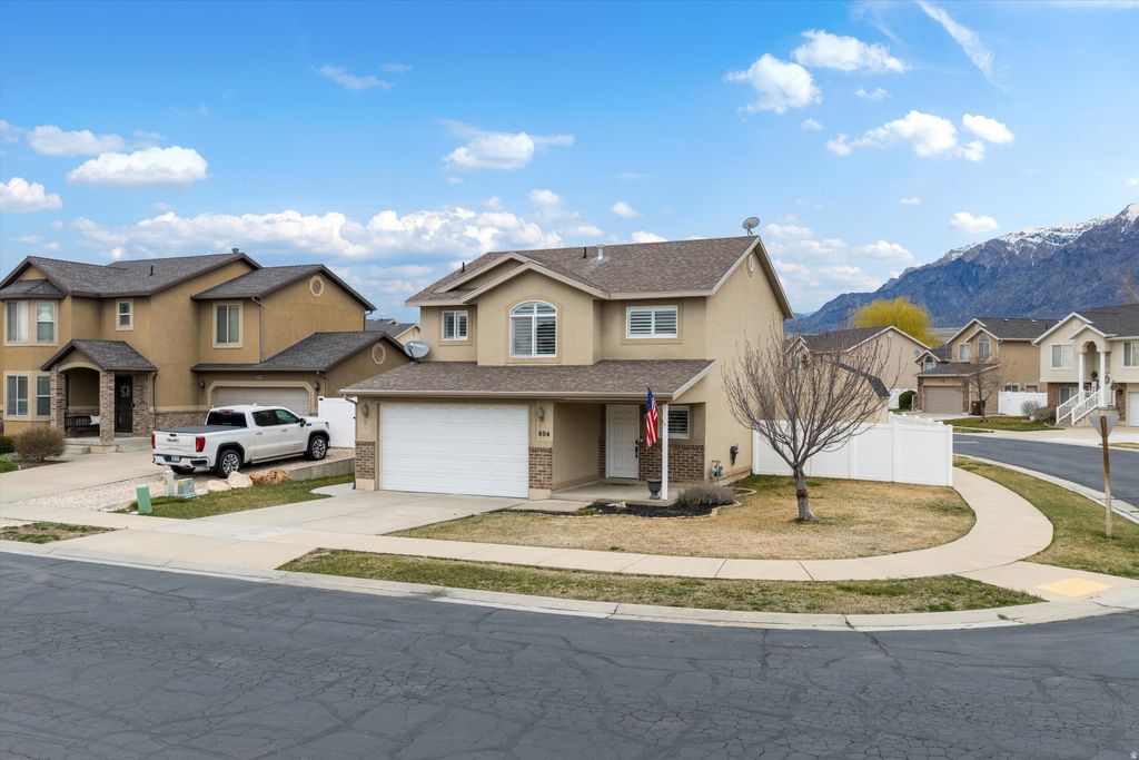 Photo of 804 WILLOWBROOK LN, Pleasant View, UT 84404 (MLS # 2143947)