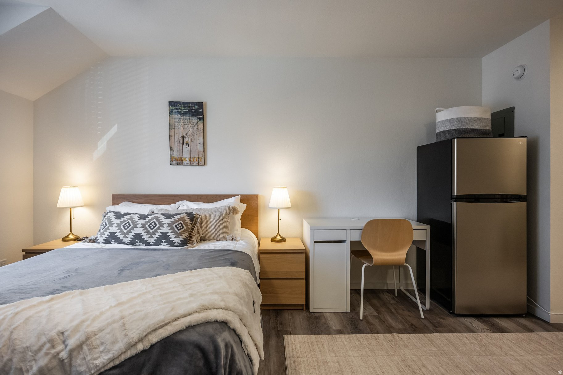 CARRIAGE HOUSE CONDOMINIUMS - Residential