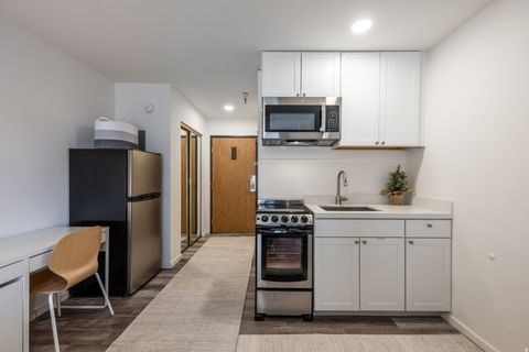 Tiny photo for 1940 PROSPECTOR AVE #408, Park City, UT 84060 (MLS # 2132458)