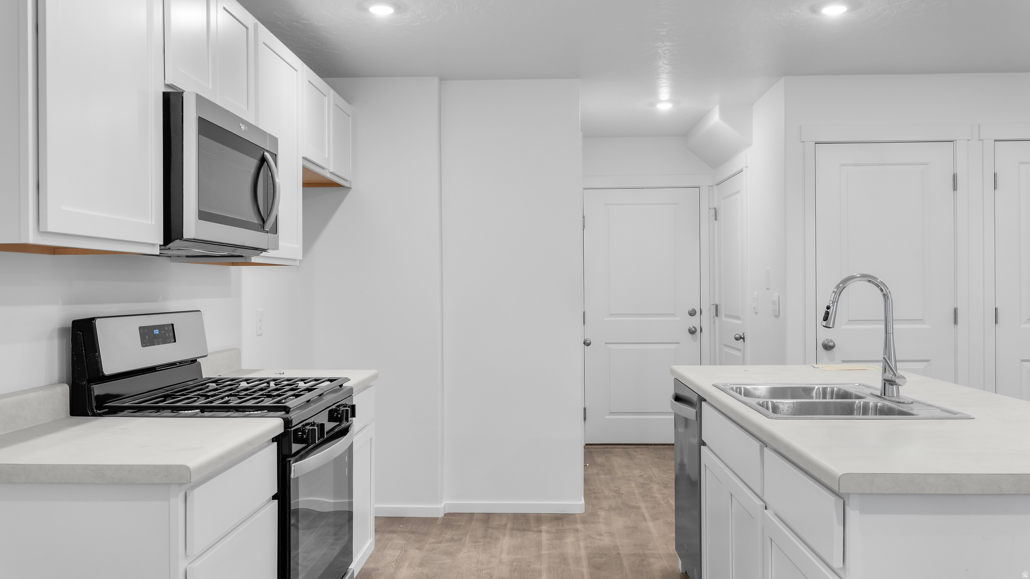 WESTERN ACRES - Residential