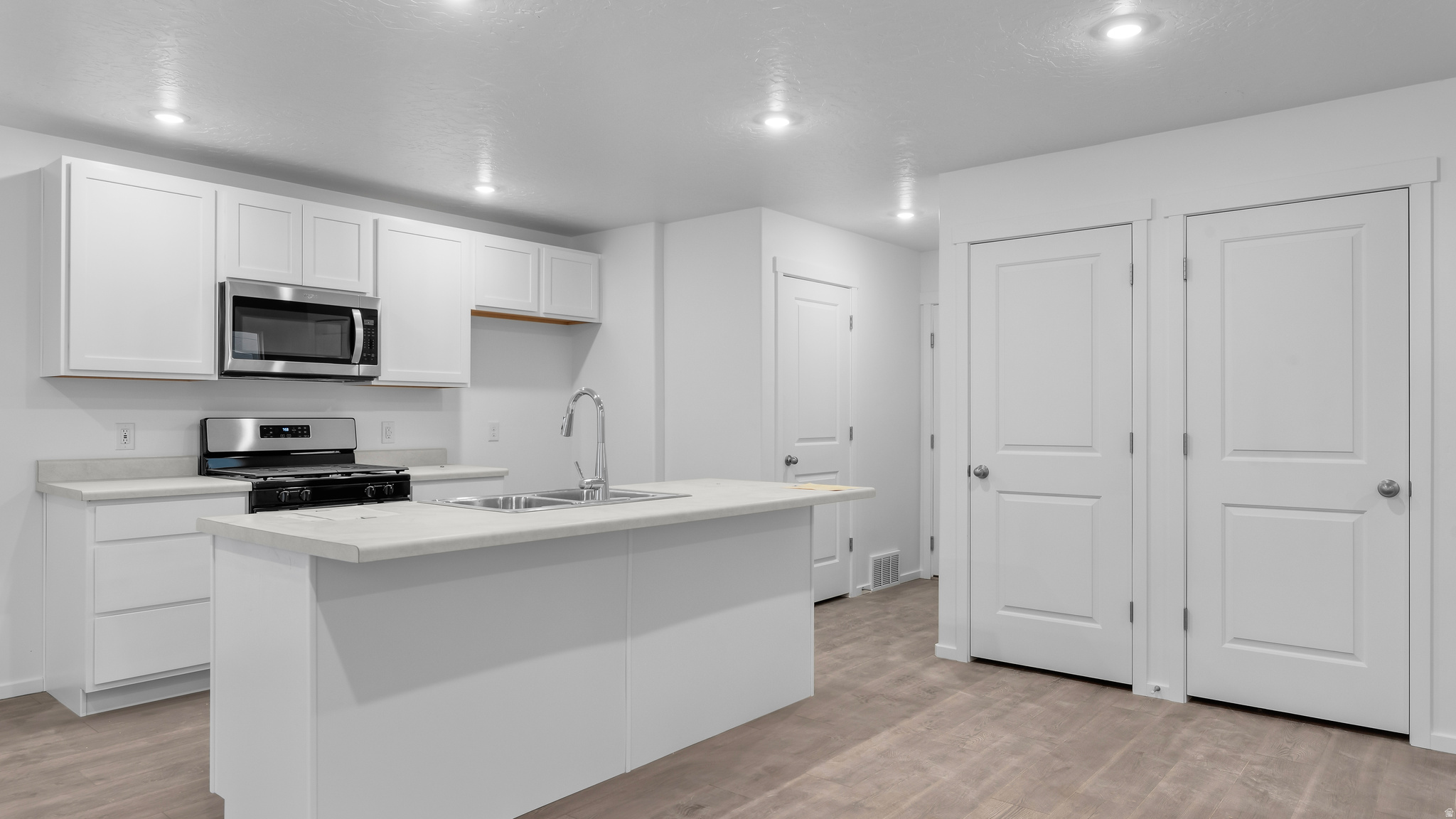 WESTERN ACRES - Residential