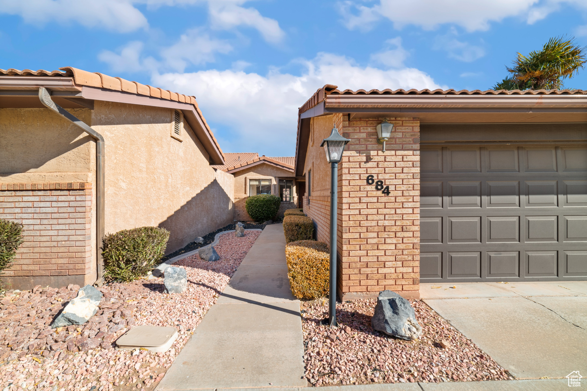 684 Ridge Rim Way, Saint George, Utah image 2