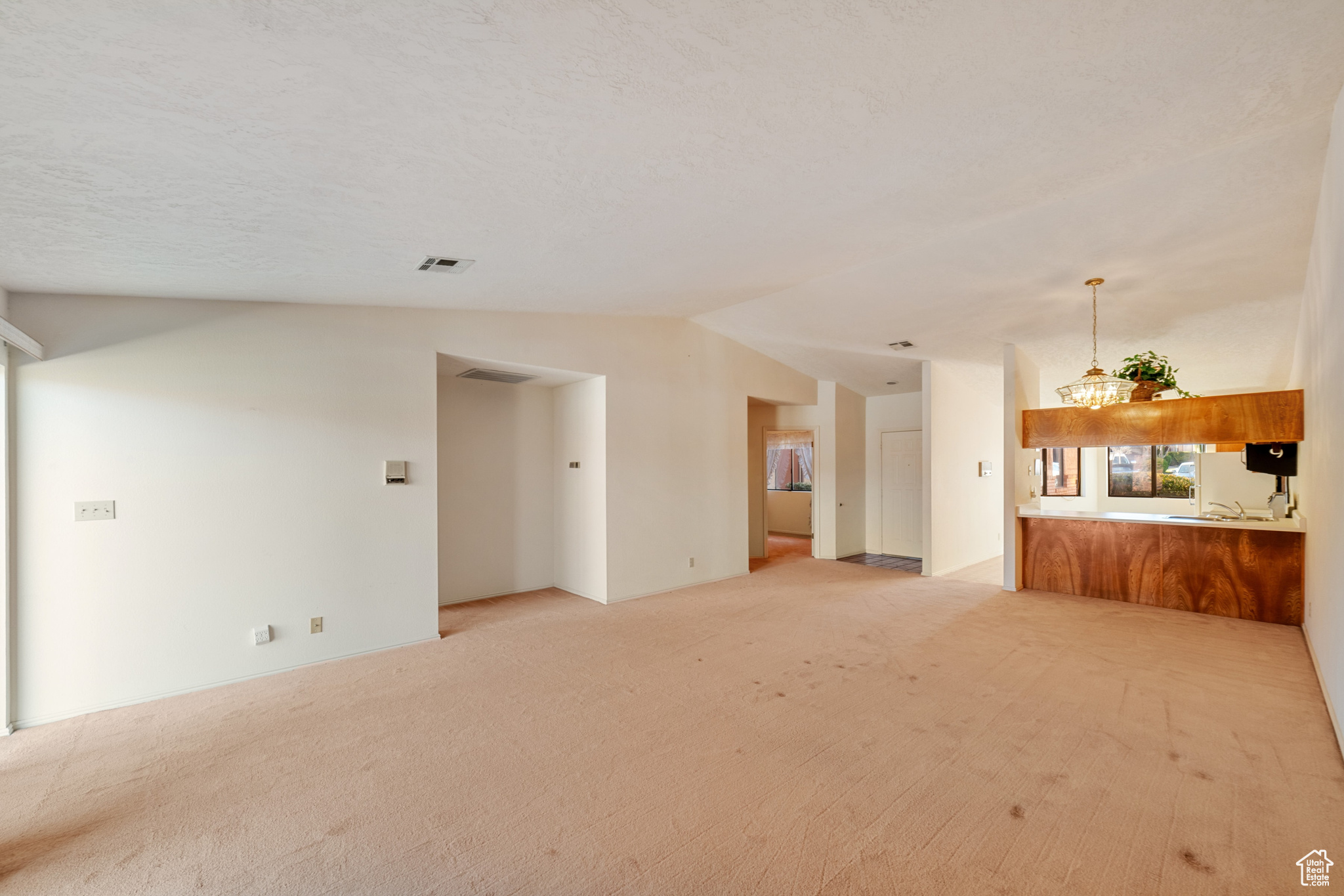 684 Ridge Rim Way, Saint George, Utah image 5