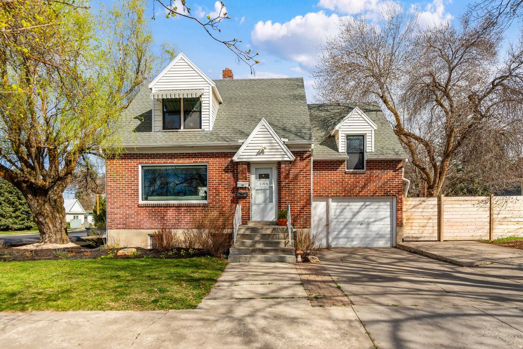 Photo of 105 E 600 N, Logan, UT 84321 (MLS # 2146559)