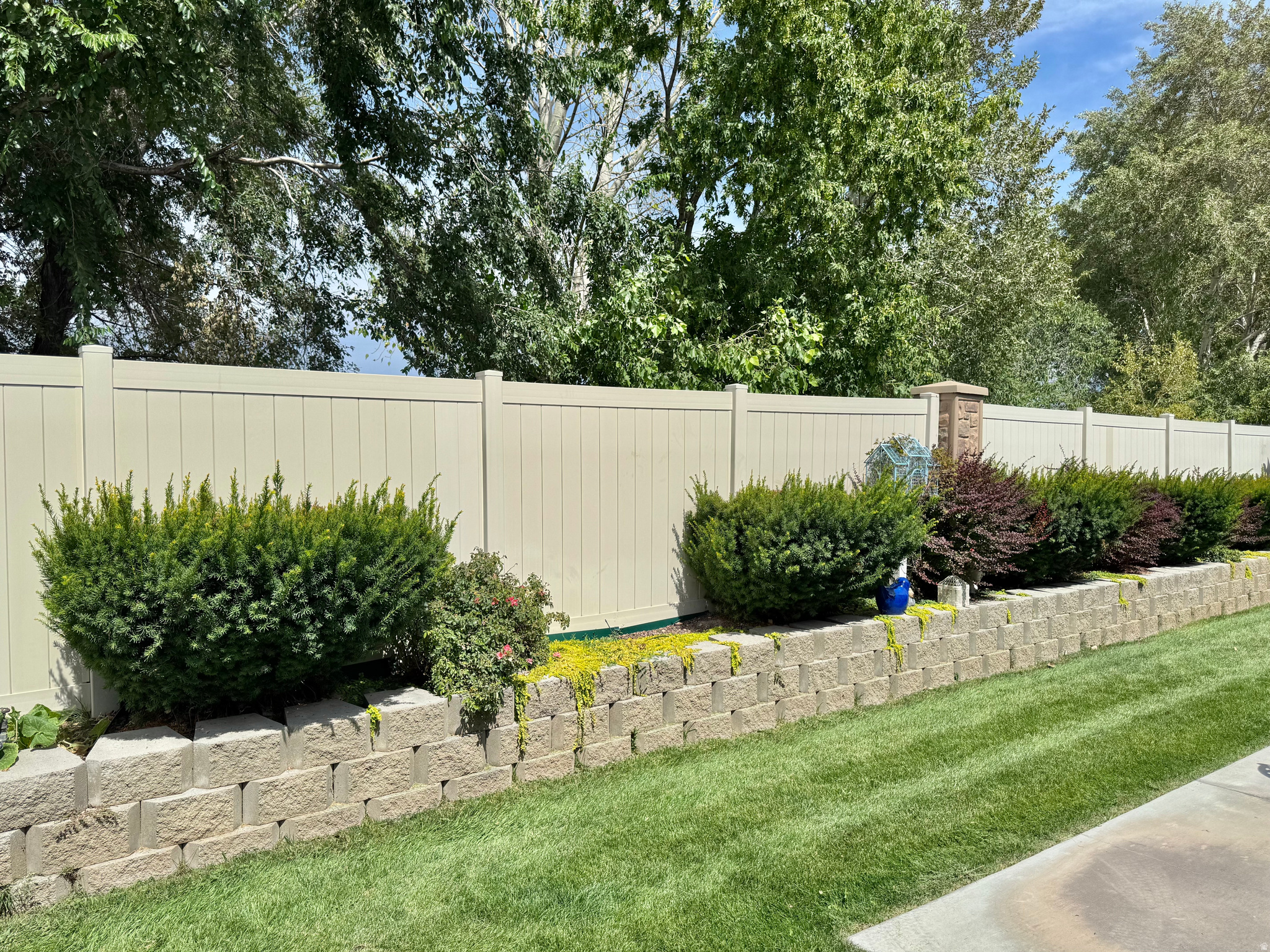 HERITAGE VILLAGE - Residential