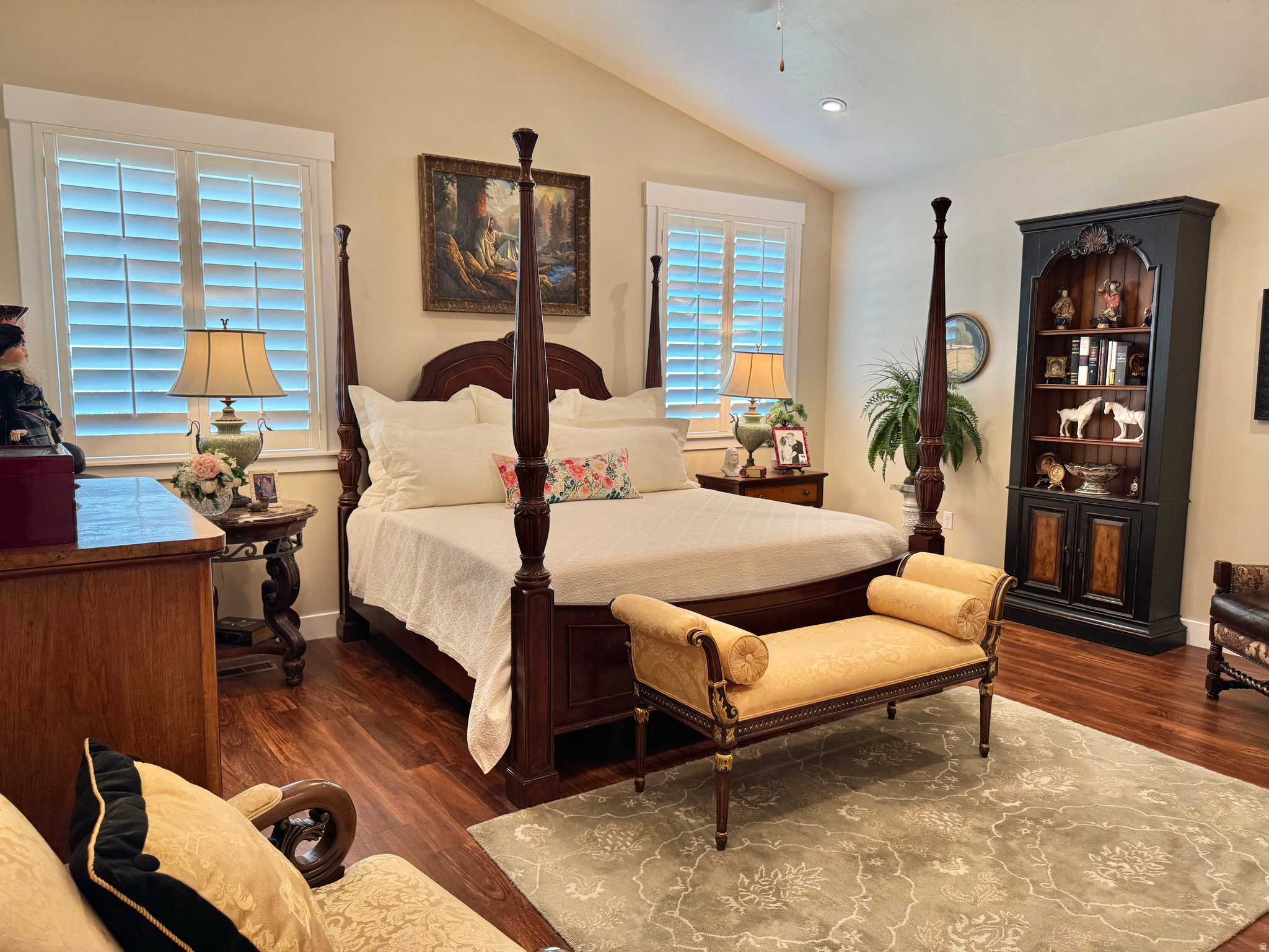 HERITAGE VILLAGE - Residential