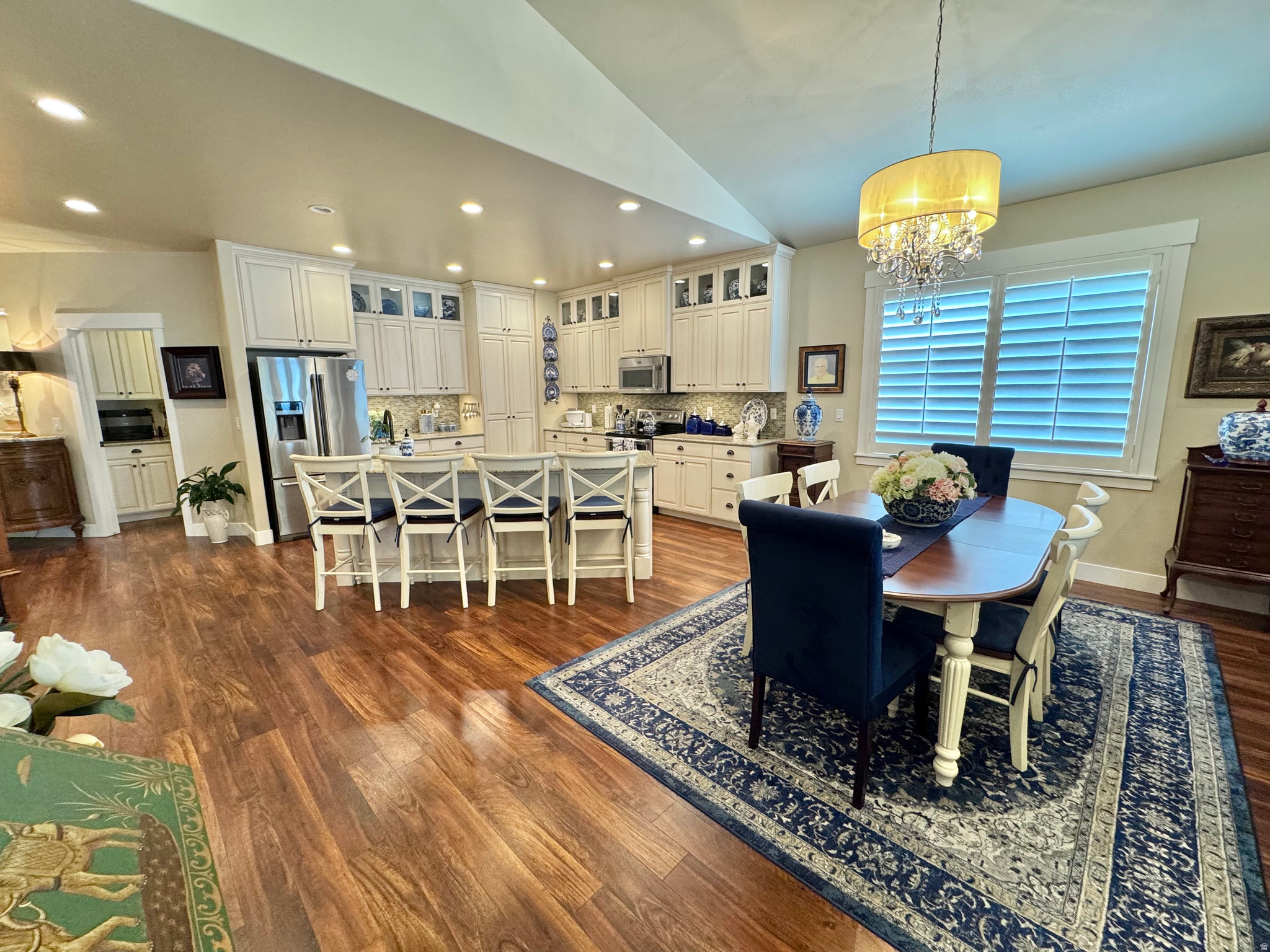 HERITAGE VILLAGE - Residential