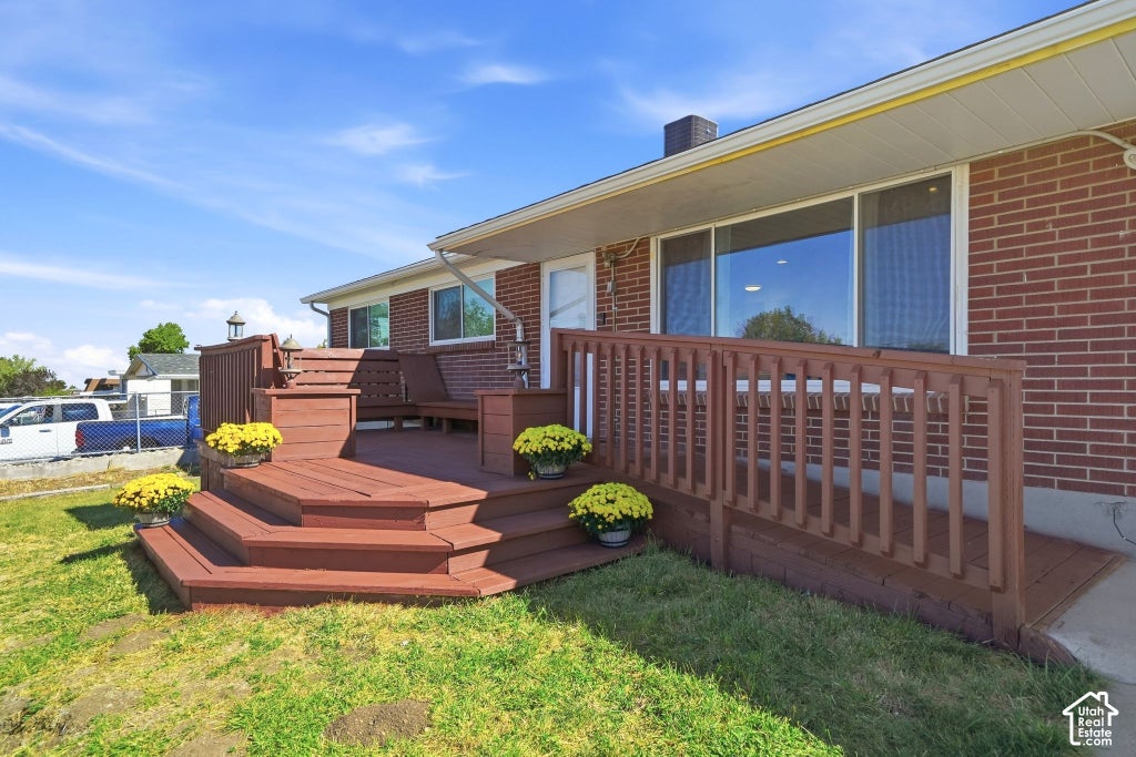 Photo of 360 LAKEVIEW AVE, Tooele, UT 84074 (MLS # 2190103)