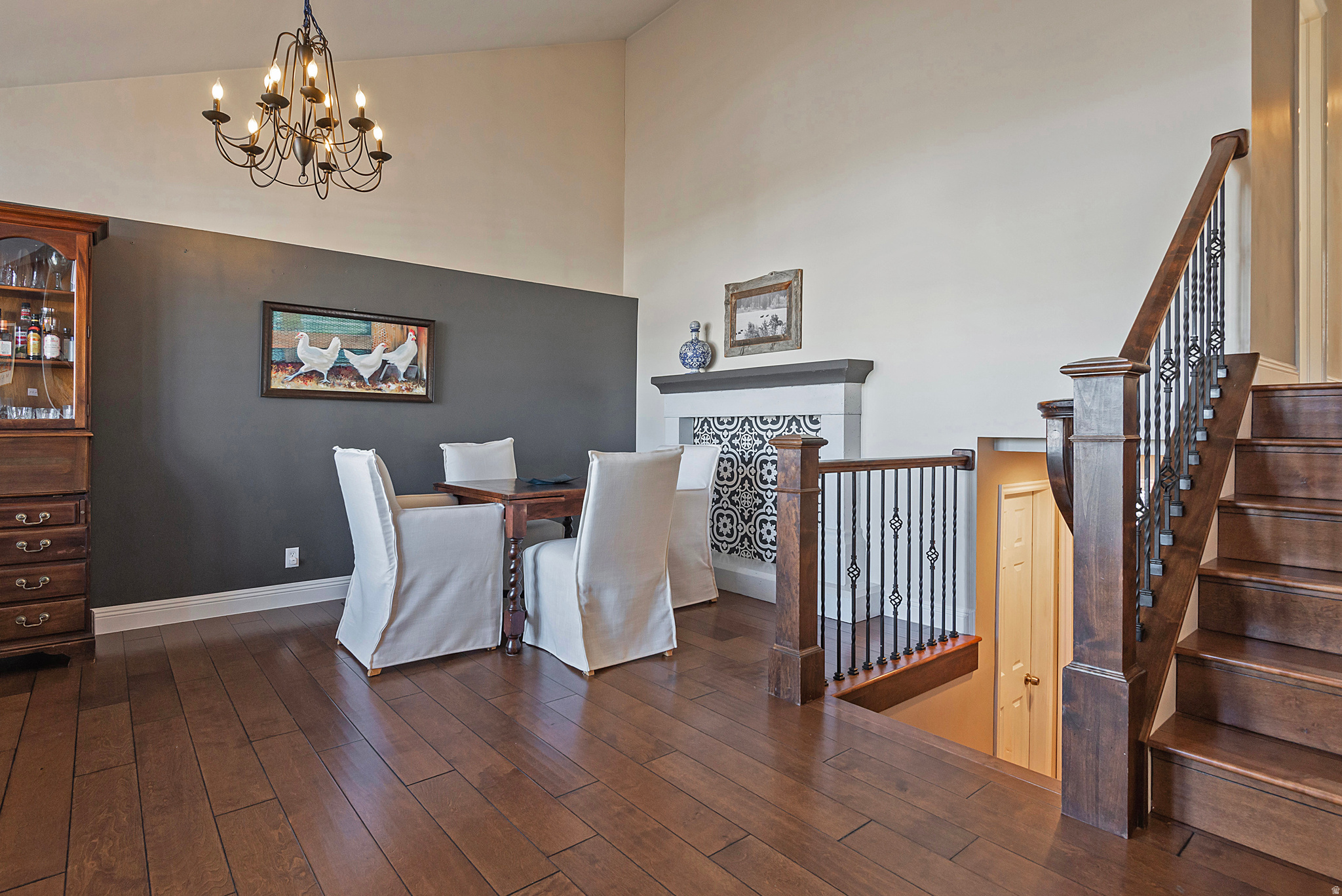 RIDGE POINT - Residential