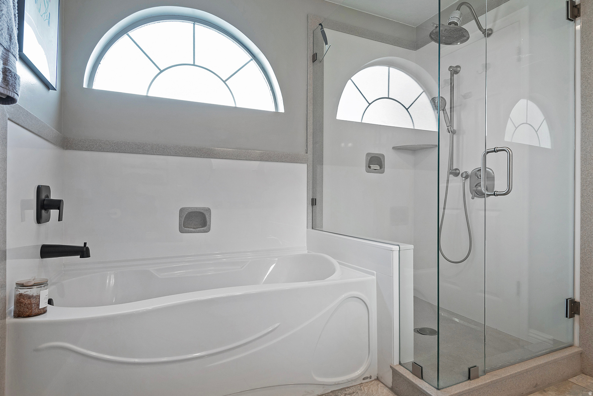 RIDGE POINT - Residential