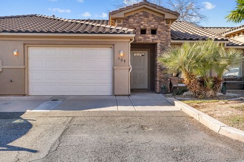 Tiny photo for 205 N 35 W, Hurricane, UT 84737 (MLS # 2136407)