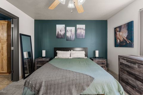 Tiny photo for 205 N 35 W, Hurricane, UT 84737 (MLS # 2136407)