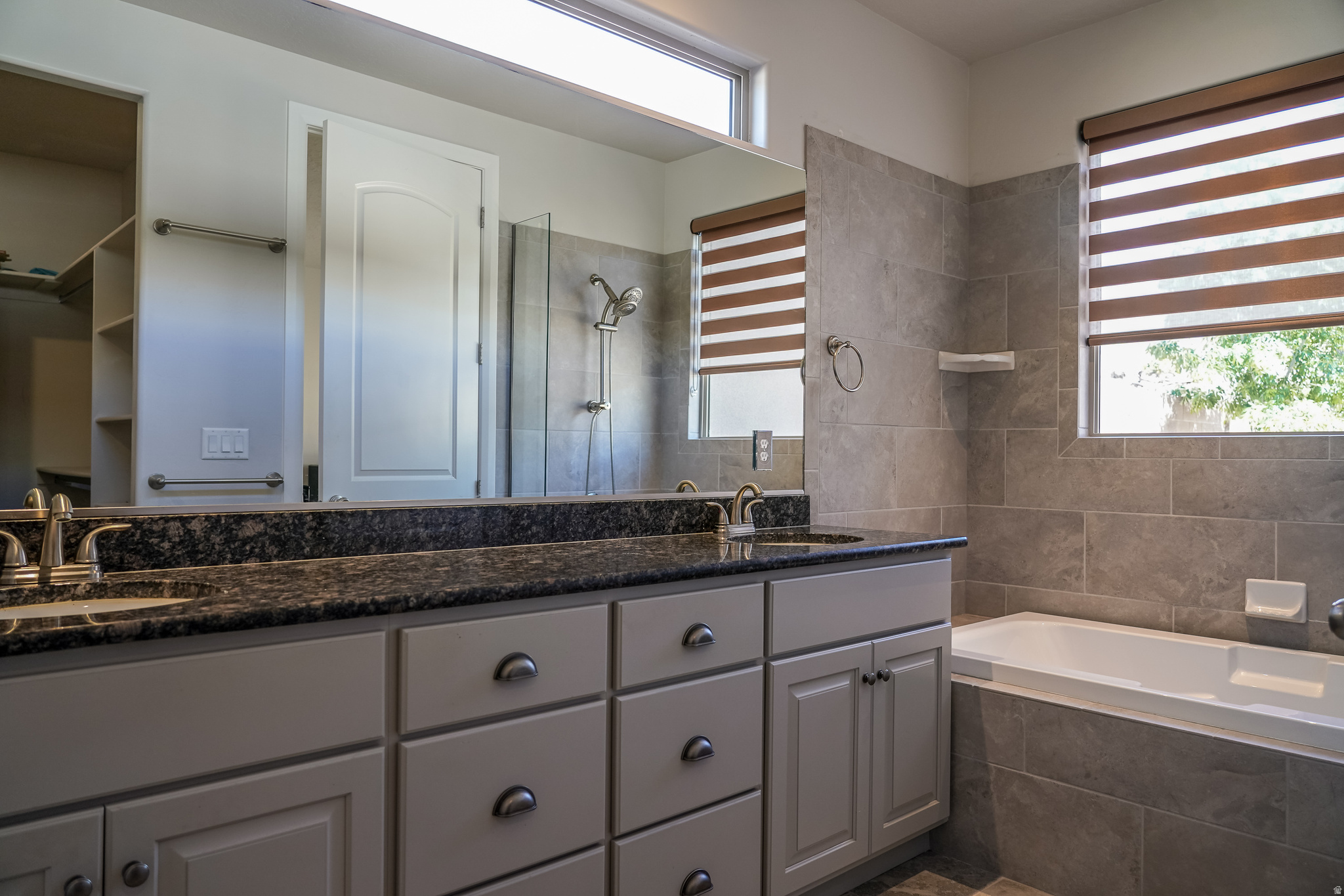 HIGHLAND PARK PH1 SUB AT THE CORAL - Residential