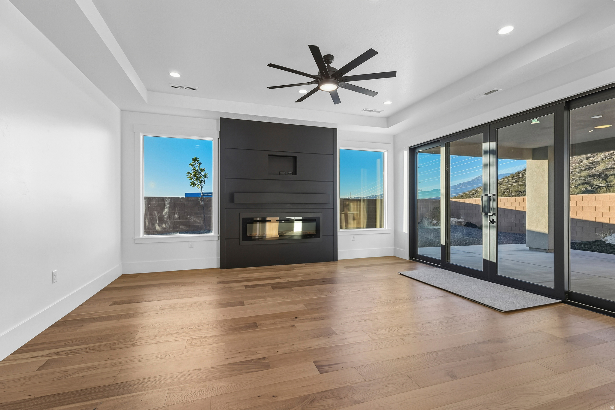 PAINTED SANDS - Residential