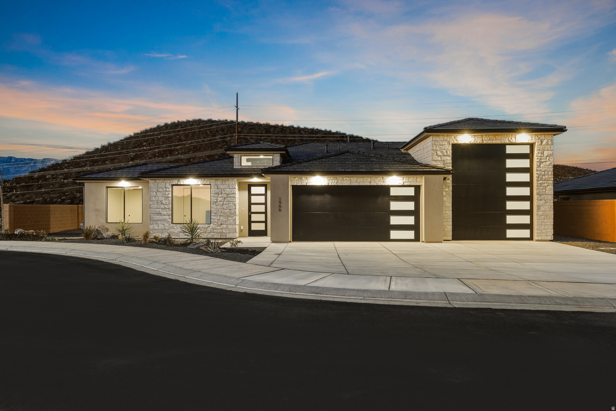 PAINTED SANDS - Residential