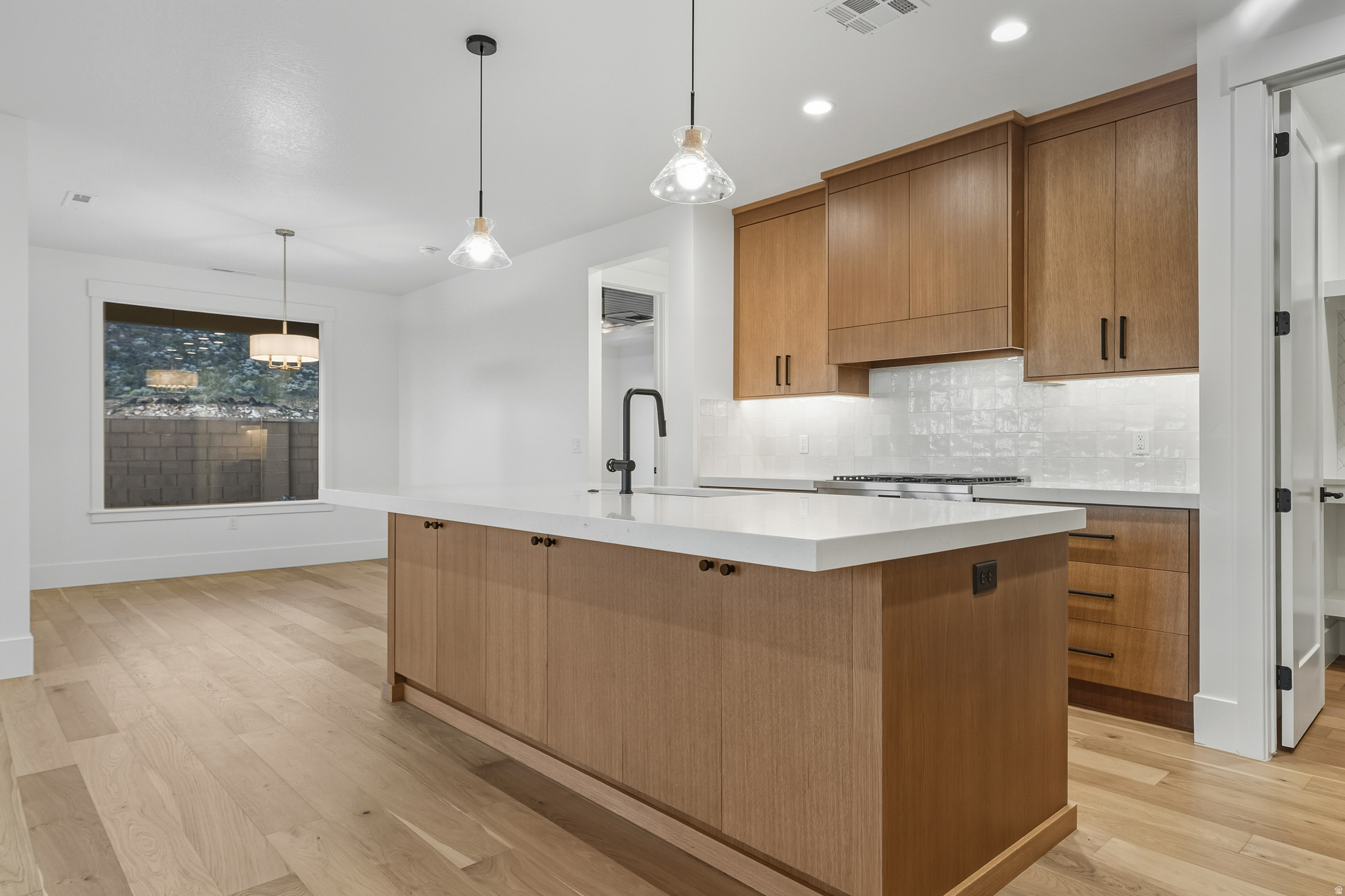 PAINTED SANDS - Residential