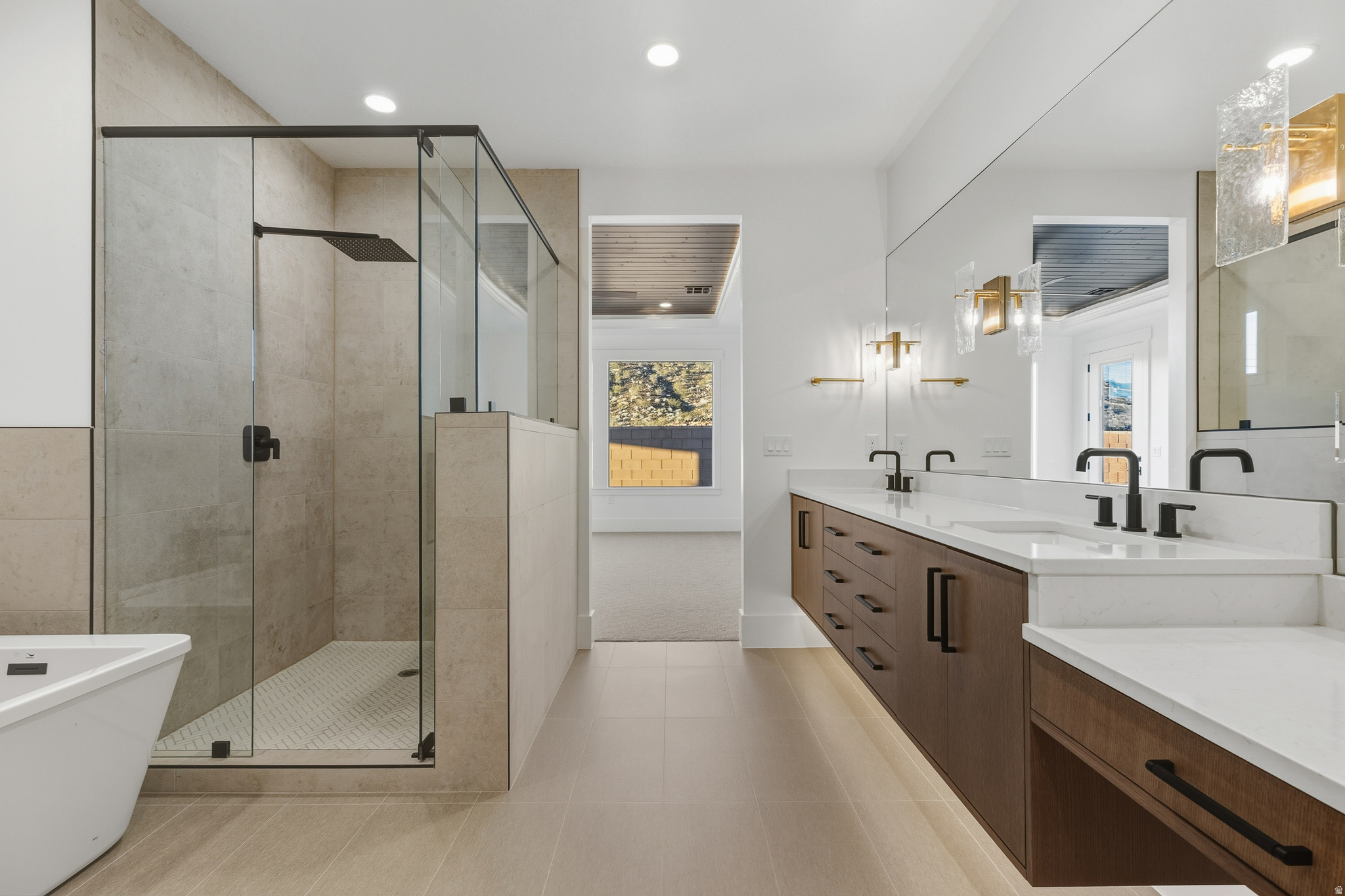 PAINTED SANDS - Residential