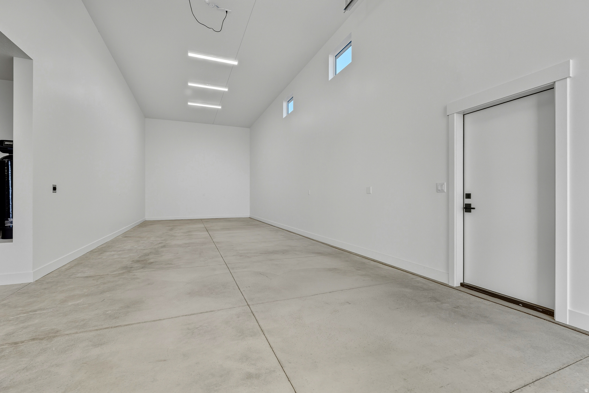 PAINTED SANDS - Residential