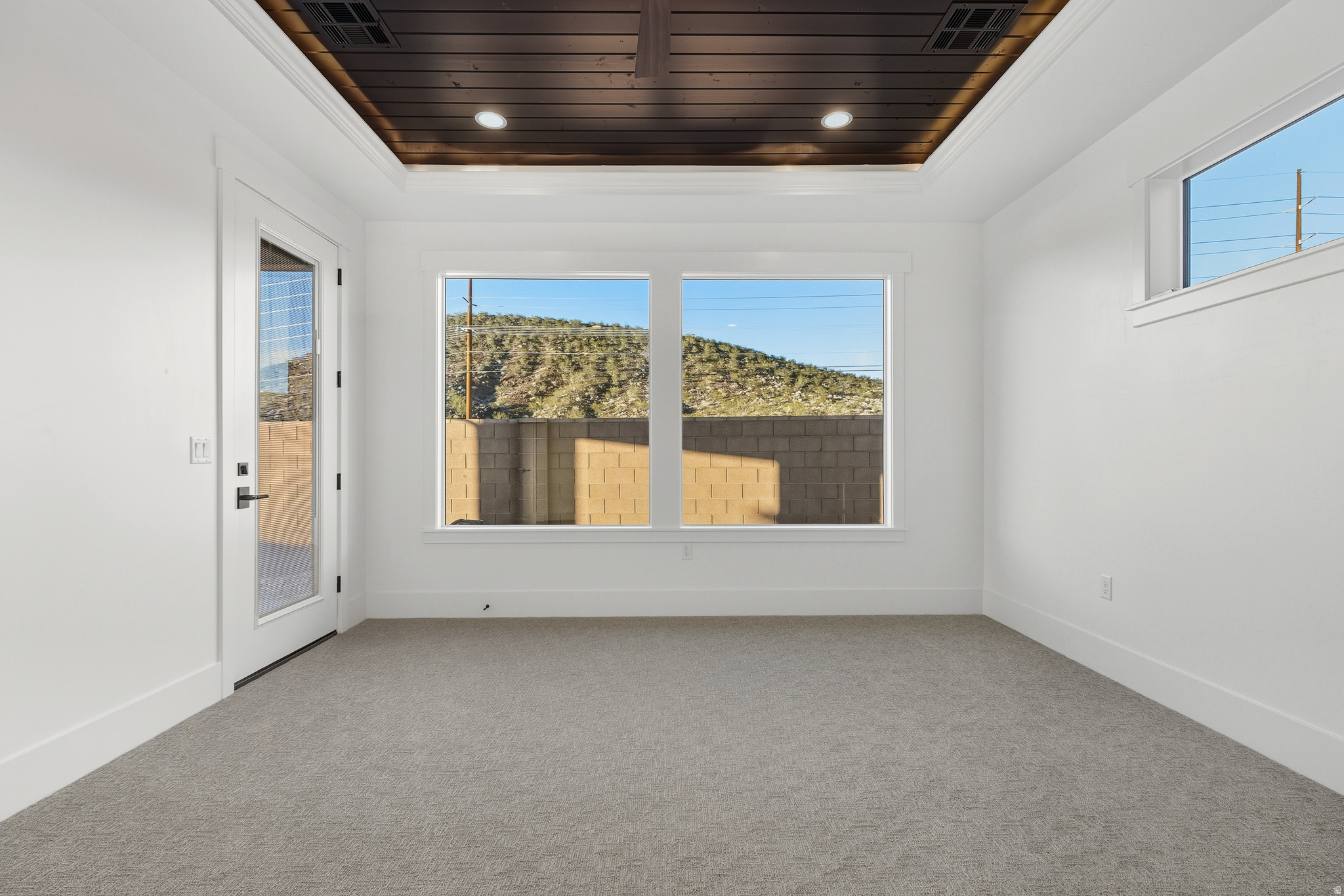 PAINTED SANDS - Residential