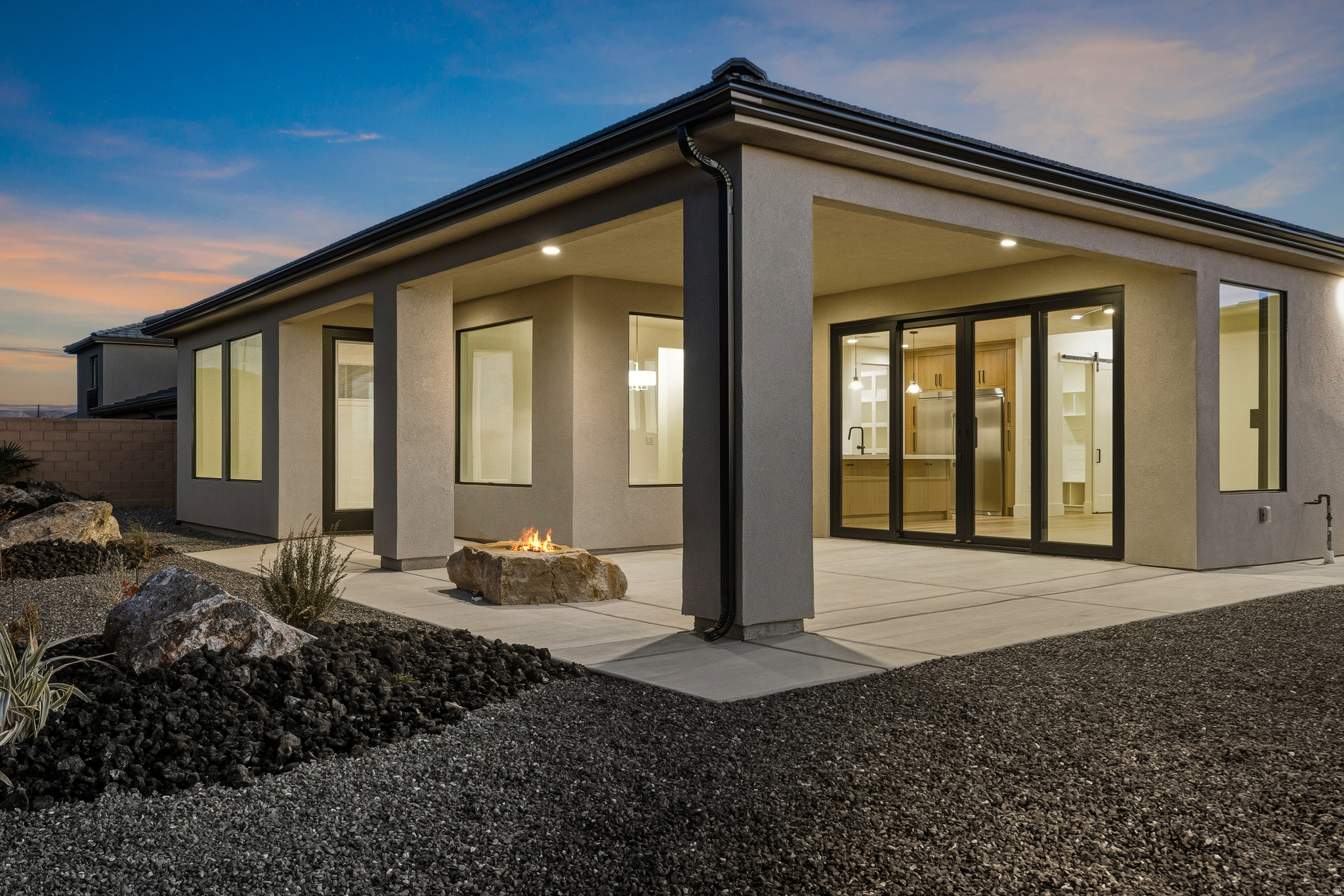 PAINTED SANDS - Residential