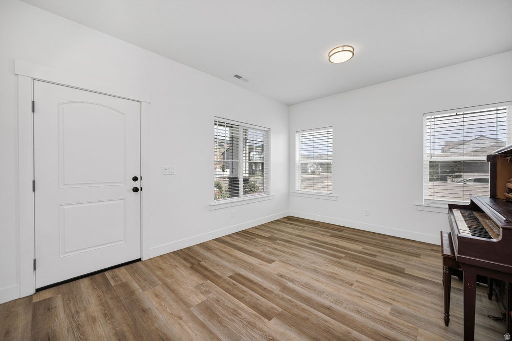 ELK MOUNTAIN - Residential