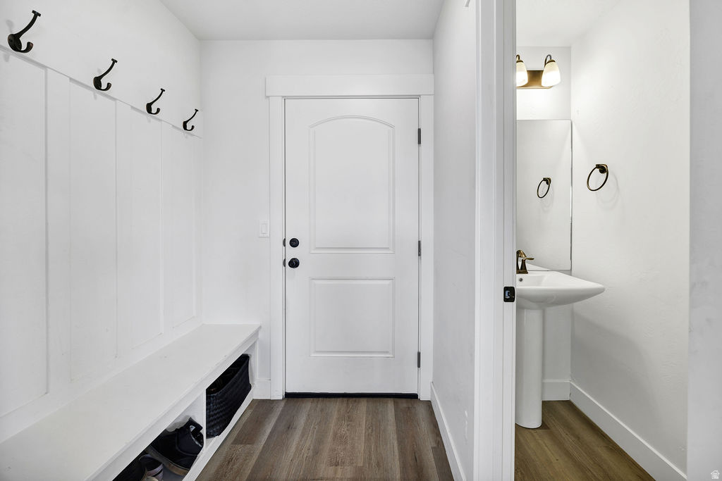 ELK MOUNTAIN - Residential