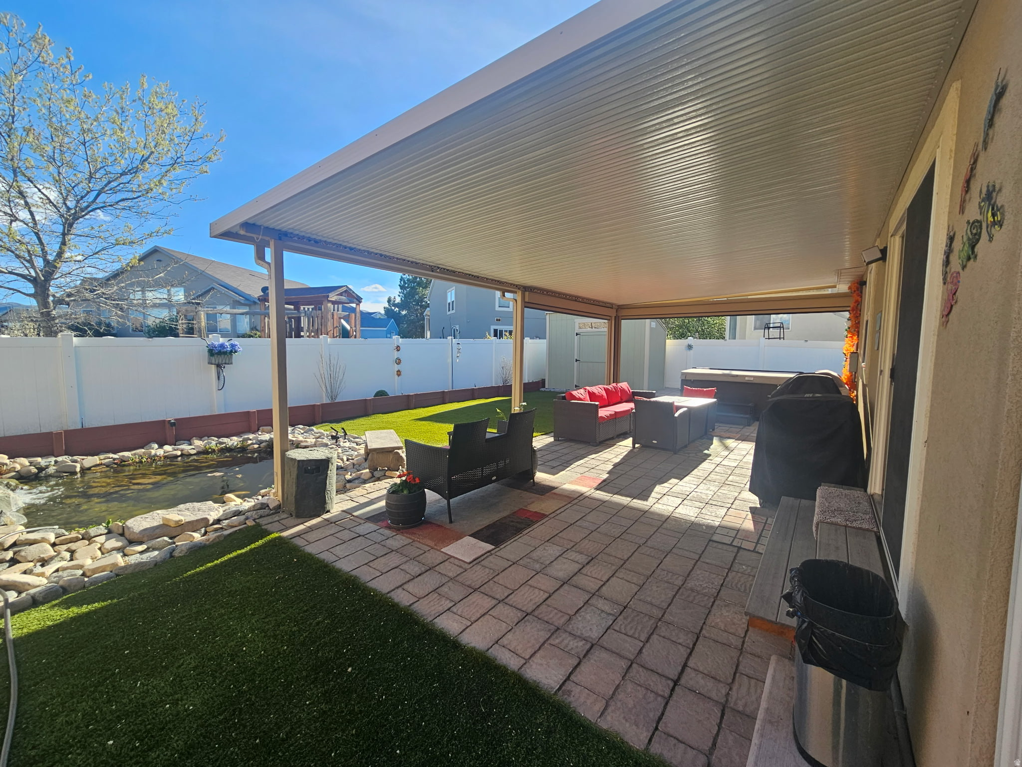 WESTERN - Residential