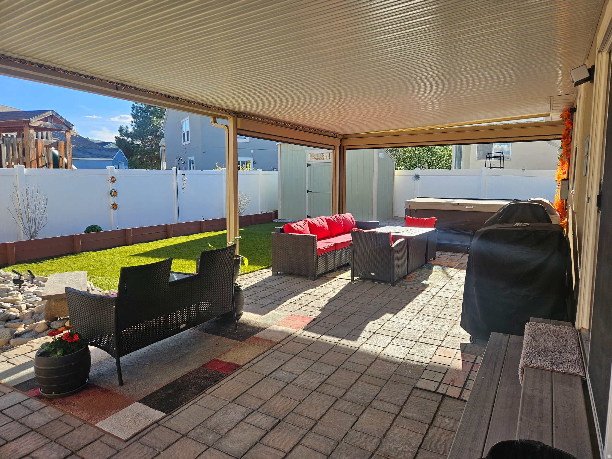 WESTERN - Residential