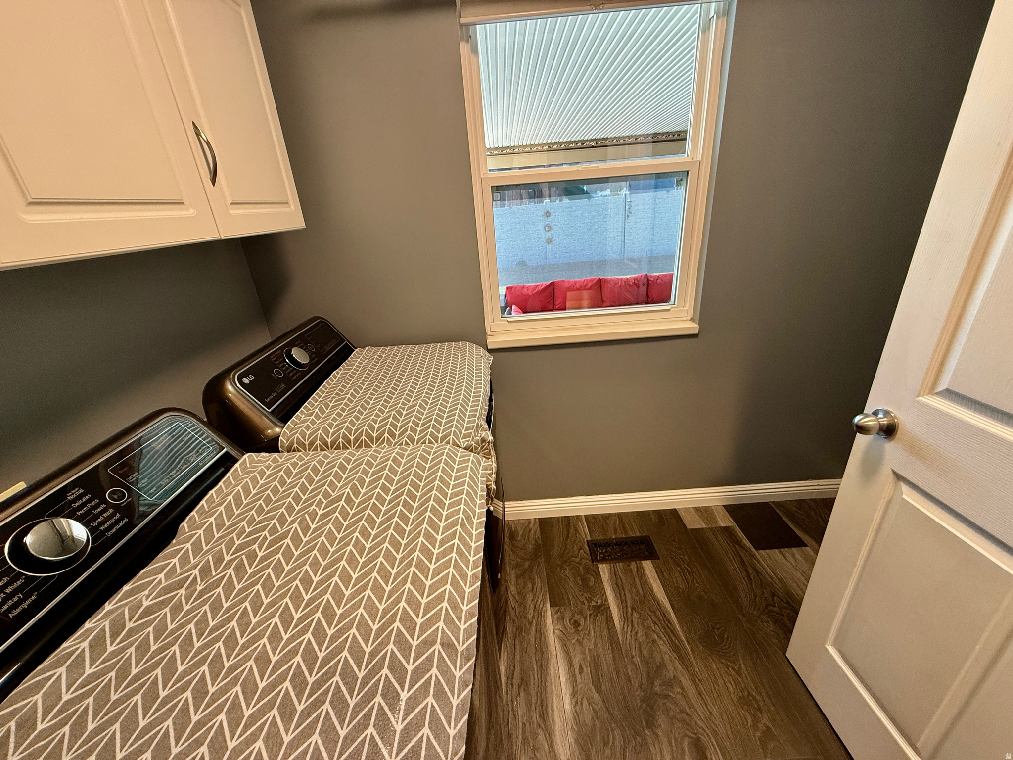 WESTERN - Residential