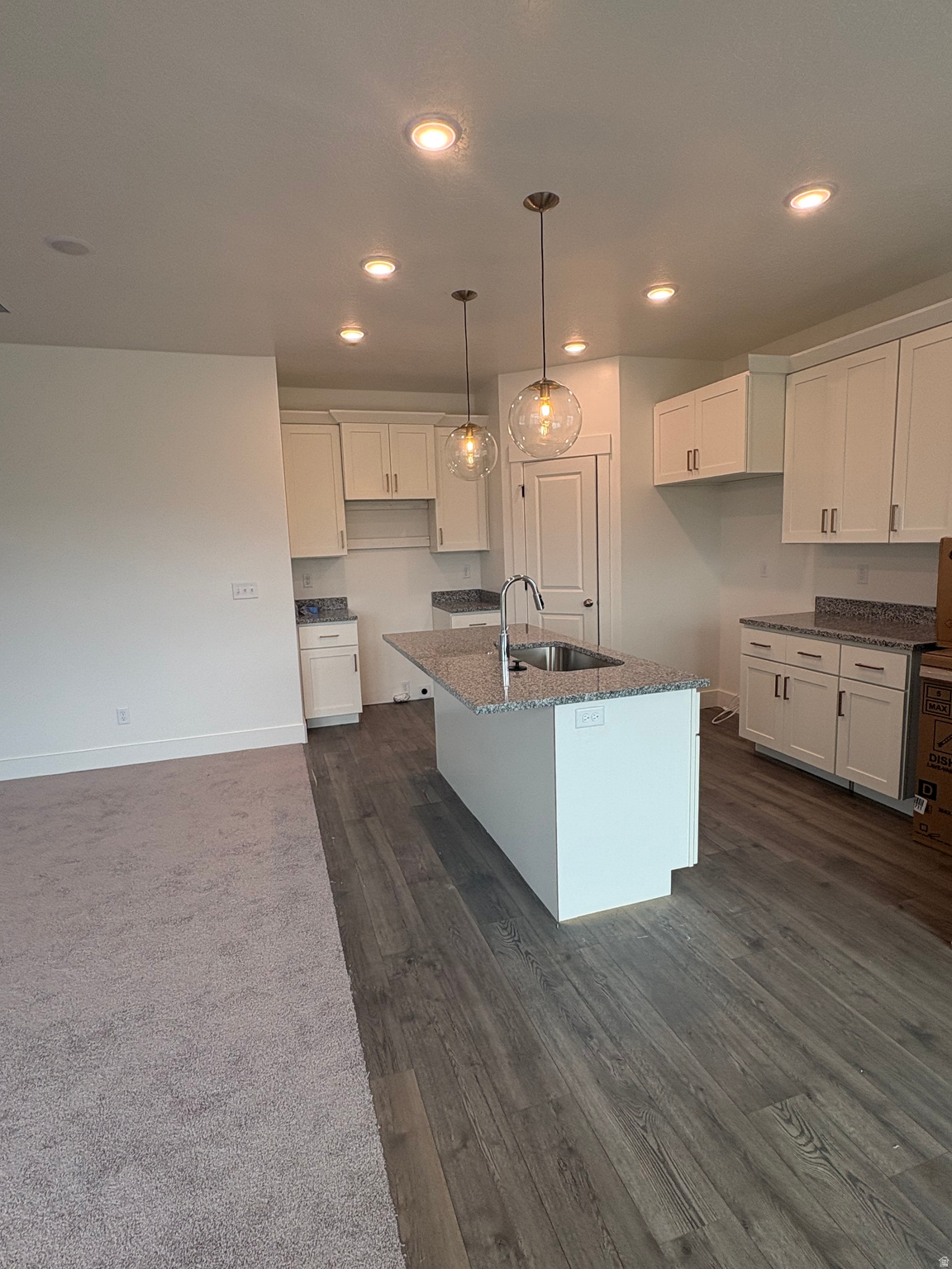 ENVISION ESTATES - Residential