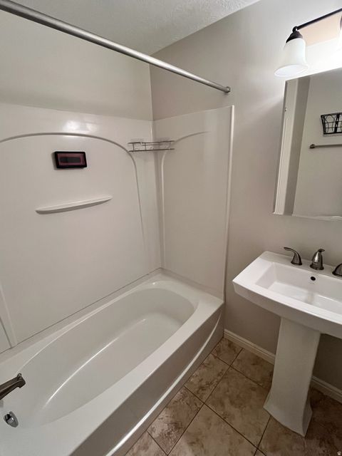 Tiny photo for 494 E APPLE BLOSSOM DR, Pleasant Grove, UT 84062 (MLS # 2137519)