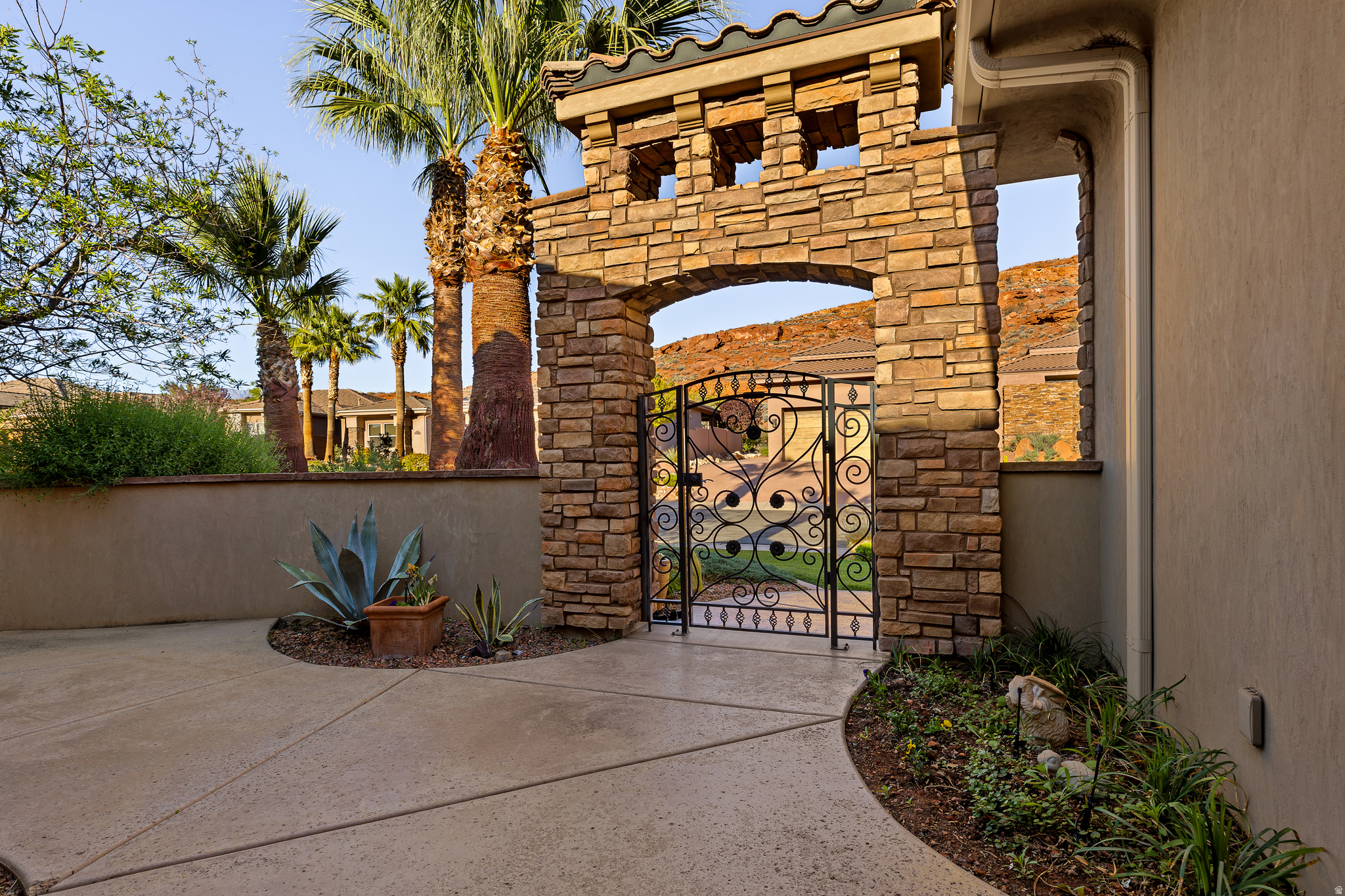 CASTLE ROCK SUB PH 2 - Residential