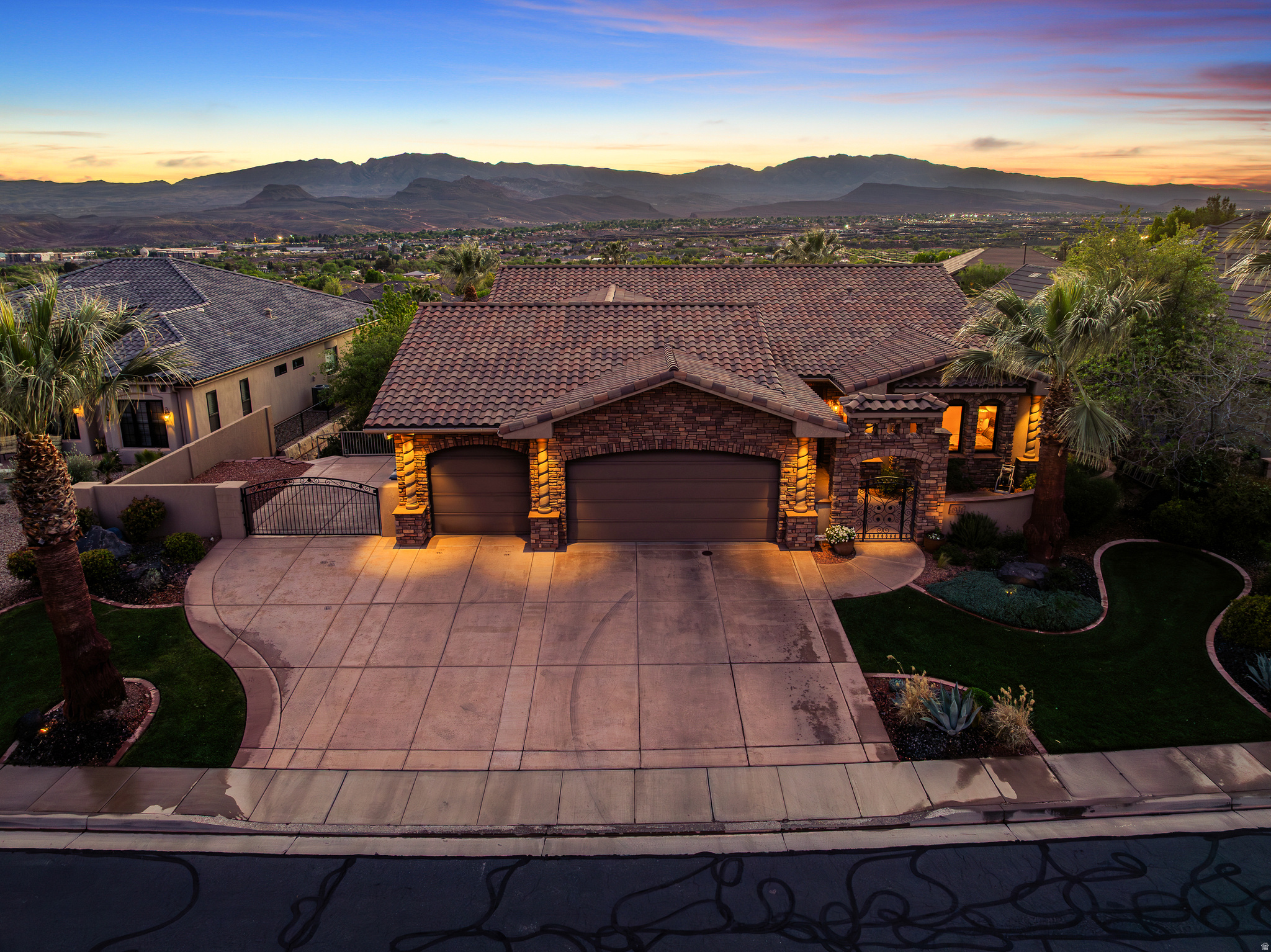 CASTLE ROCK SUB PH 2 - Residential